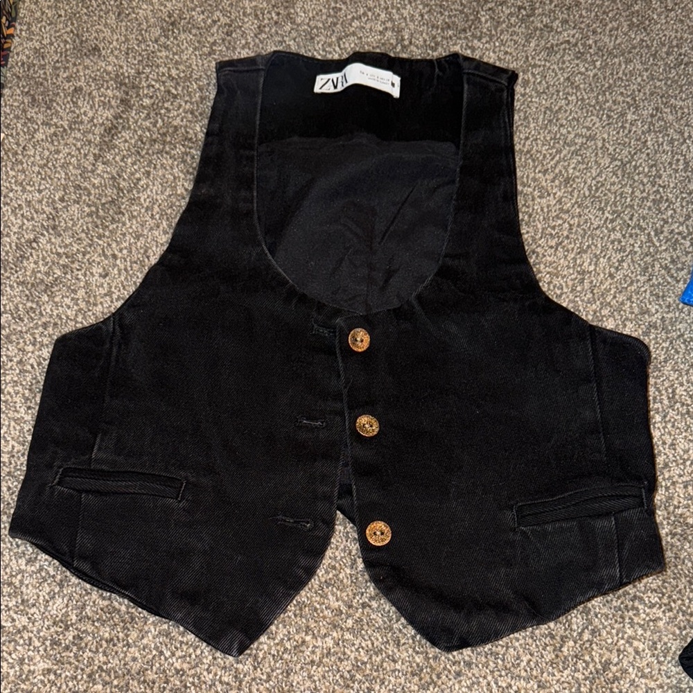 Zara Ebony Vest with Natural Buttons